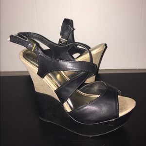 Black Wegde Sandal
